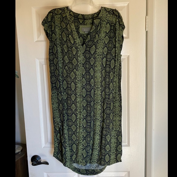 Anthropologie Dresses & Skirts - Anthropologie snake print tunic.